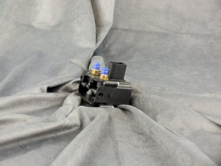 Zawór elektromagnetyczny 472 255 561 0